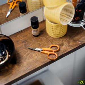 Fiskars Nožnice na nechty so zahnutými čepeľami, 10 cm 1075058